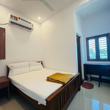 Hotel Sri Balaji Lodging Tiruchchendūr Zewnętrze zdjęcie