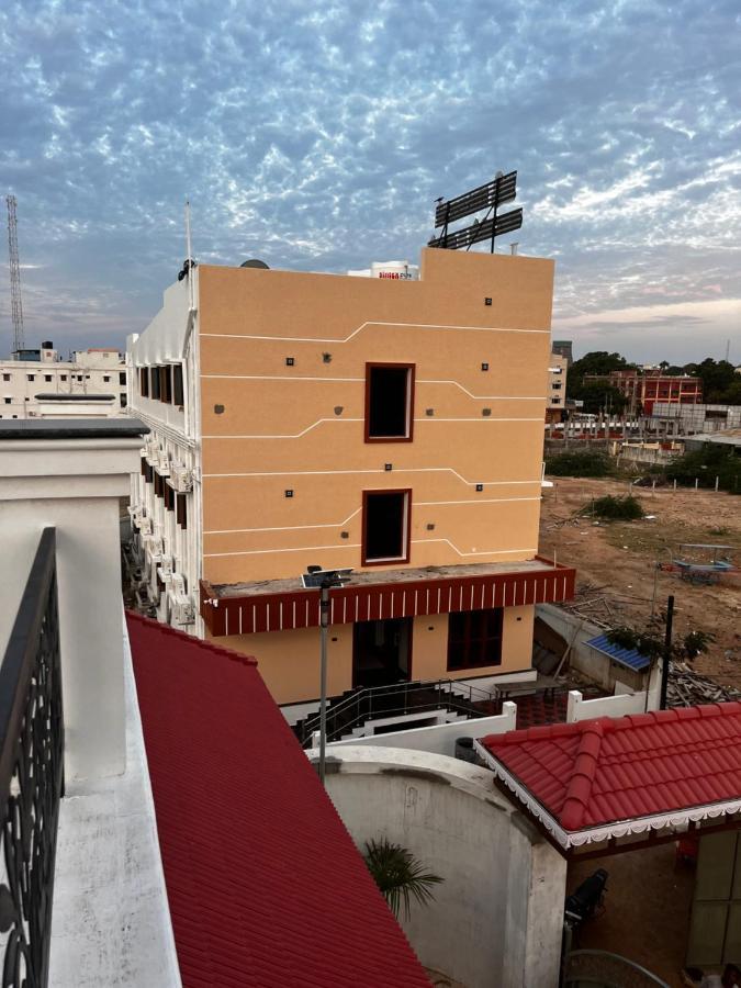 Hotel Sri Balaji Lodging Tiruchchendūr Zewnętrze zdjęcie