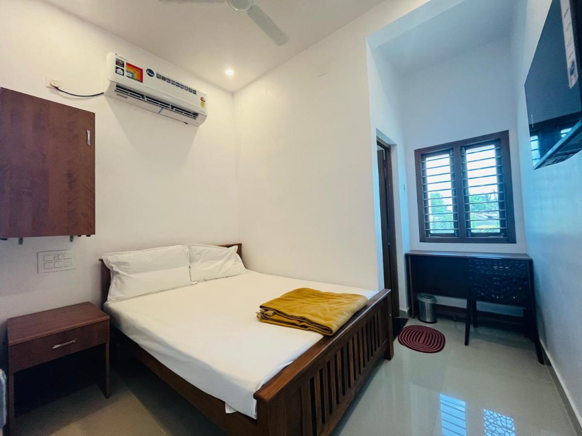 Hotel Sri Balaji Lodging Tiruchchendūr Zewnętrze zdjęcie