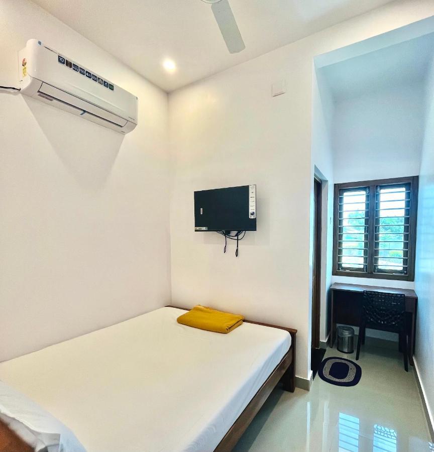 Hotel Sri Balaji Lodging Tiruchchendūr Zewnętrze zdjęcie